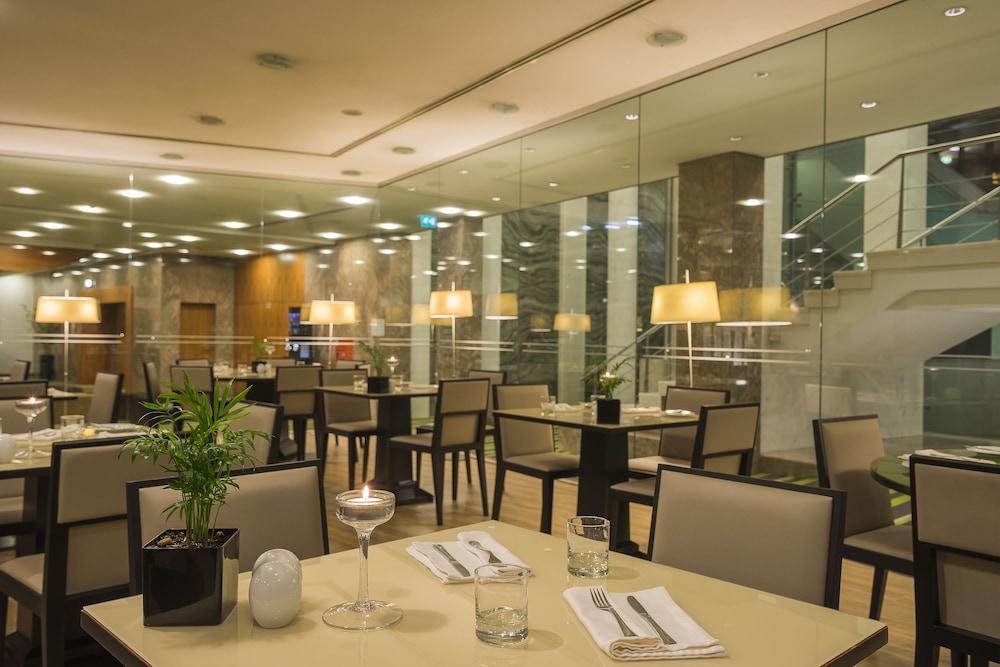 Hf Fenix Hotel