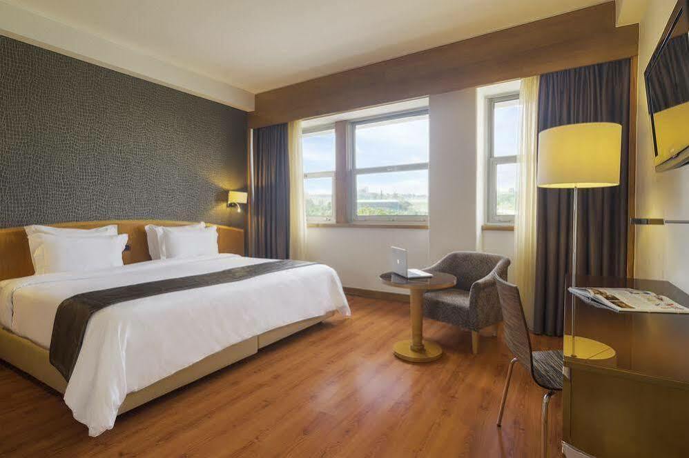 Hotel Hf Fenix
